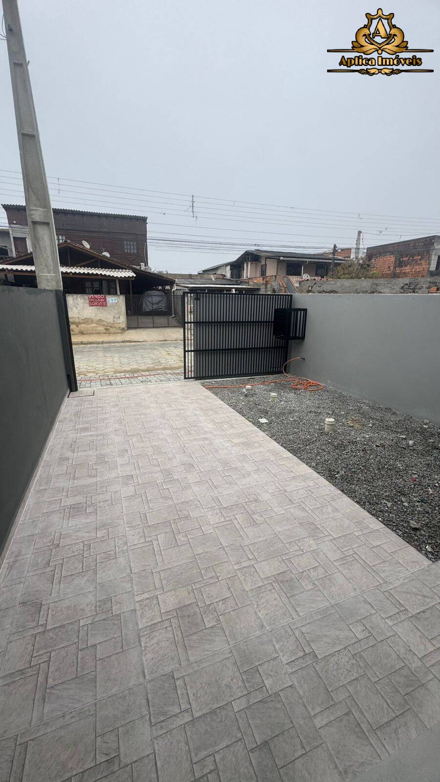 Casa à venda com 2 quartos, 53m² - Foto 4