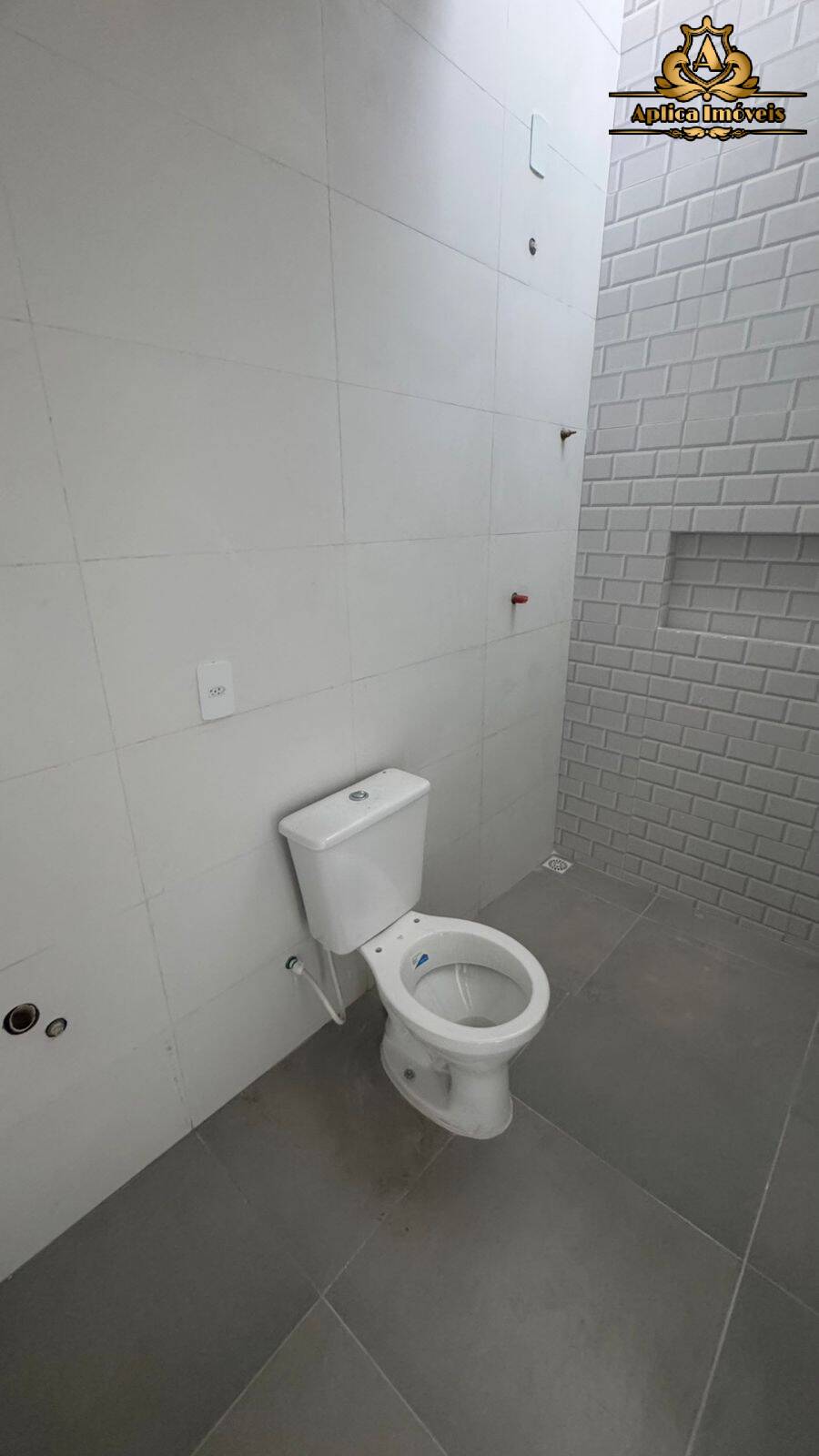 Casa à venda com 2 quartos, 53m² - Foto 11