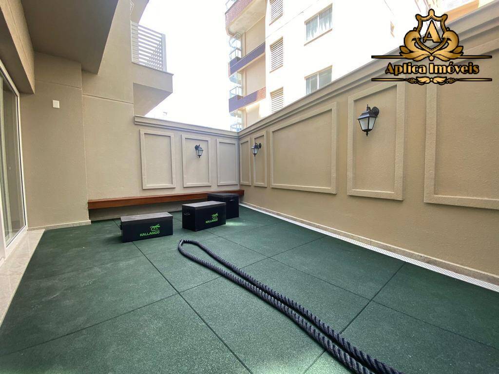 Apartamento para alugar com 2 quartos, 120m² - Foto 12