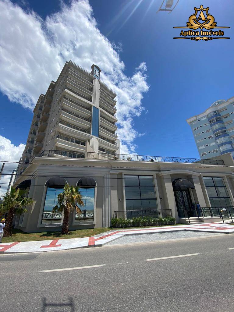 Apartamento para alugar com 2 quartos, 120m² - Foto 2