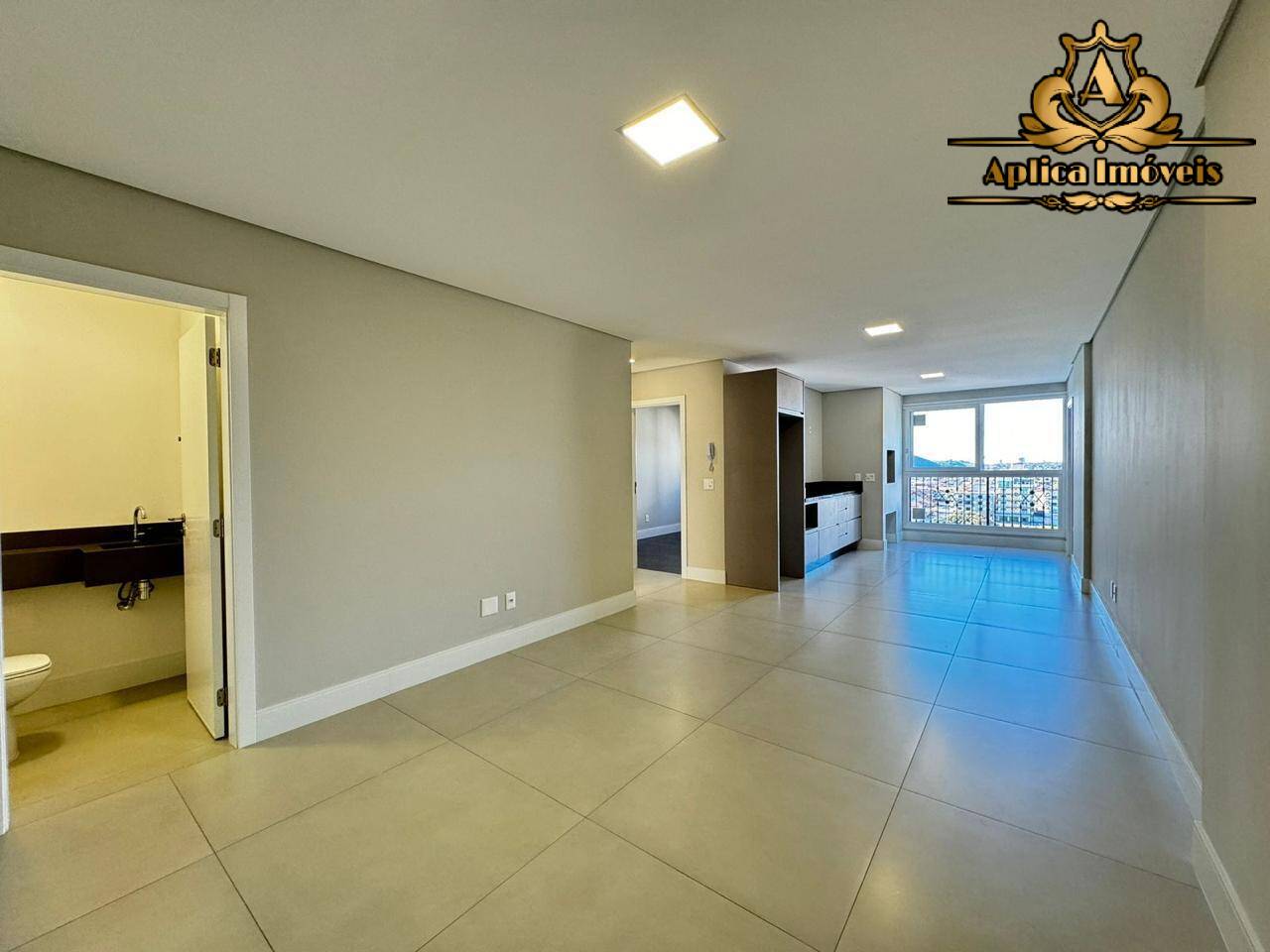 Apartamento para alugar com 2 quartos, 120m² - Foto 5