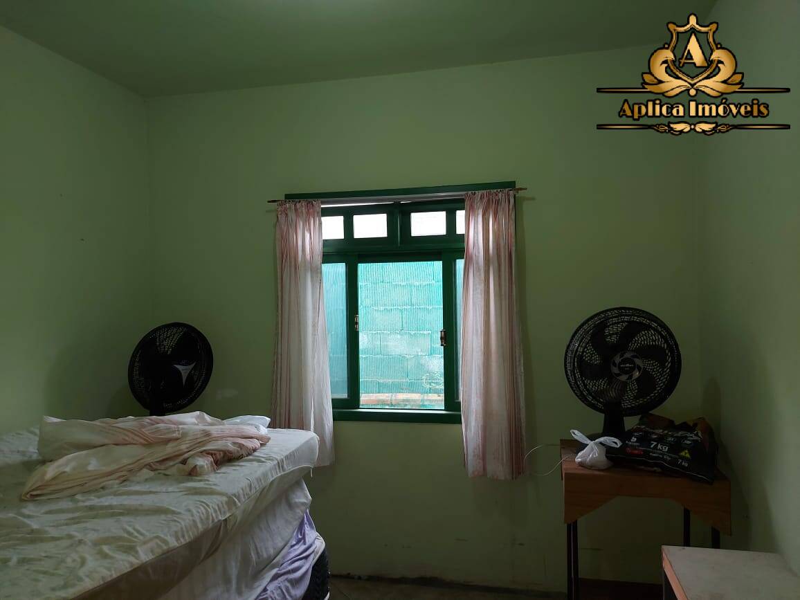 Casa à venda com 3 quartos, 100m² - Foto 6
