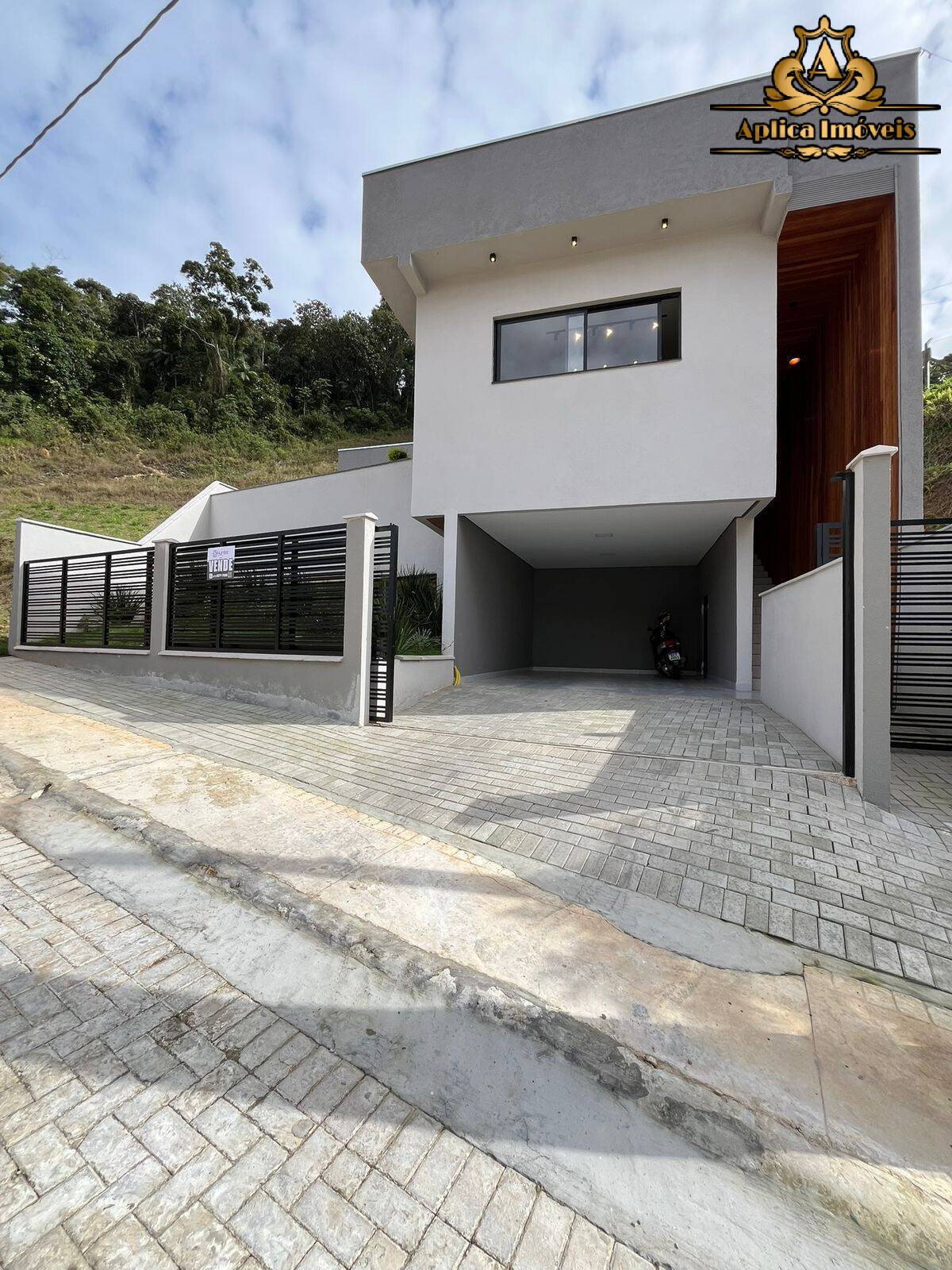 Casa, 3 quartos, 136 m² - Foto 1