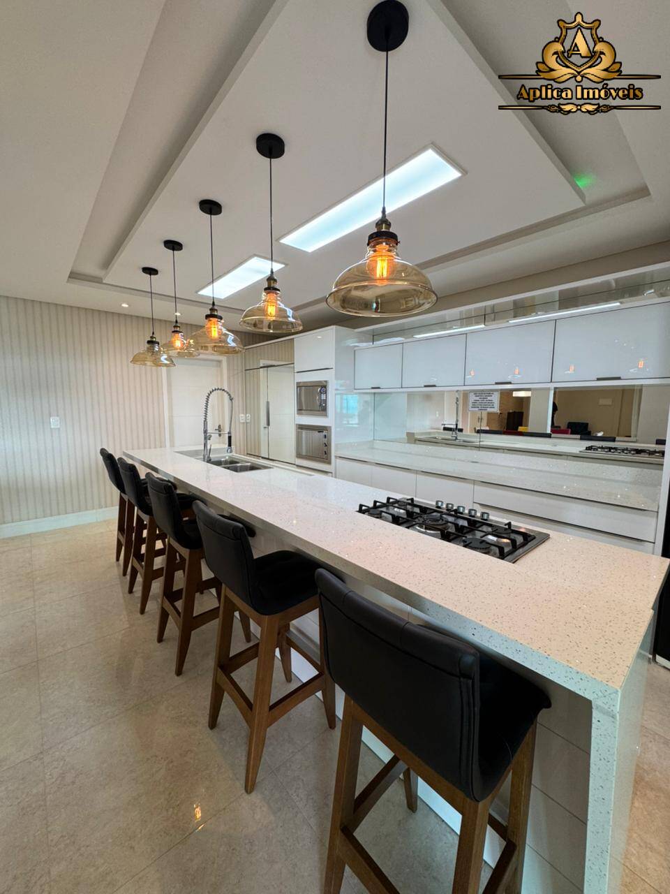 Casa, 4 quartos, 340 m² - Foto 4