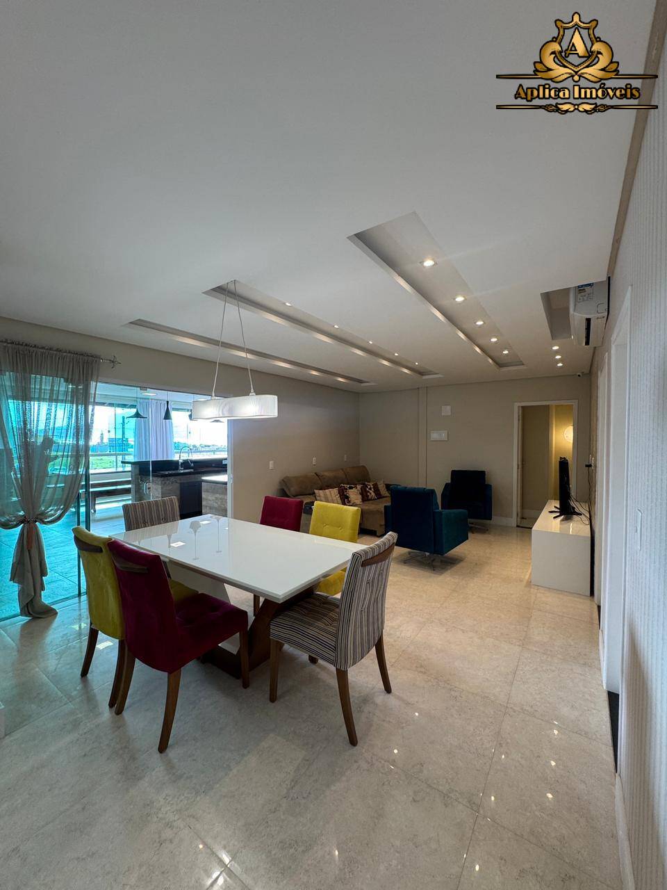 Casa, 4 quartos, 340 m² - Foto 3