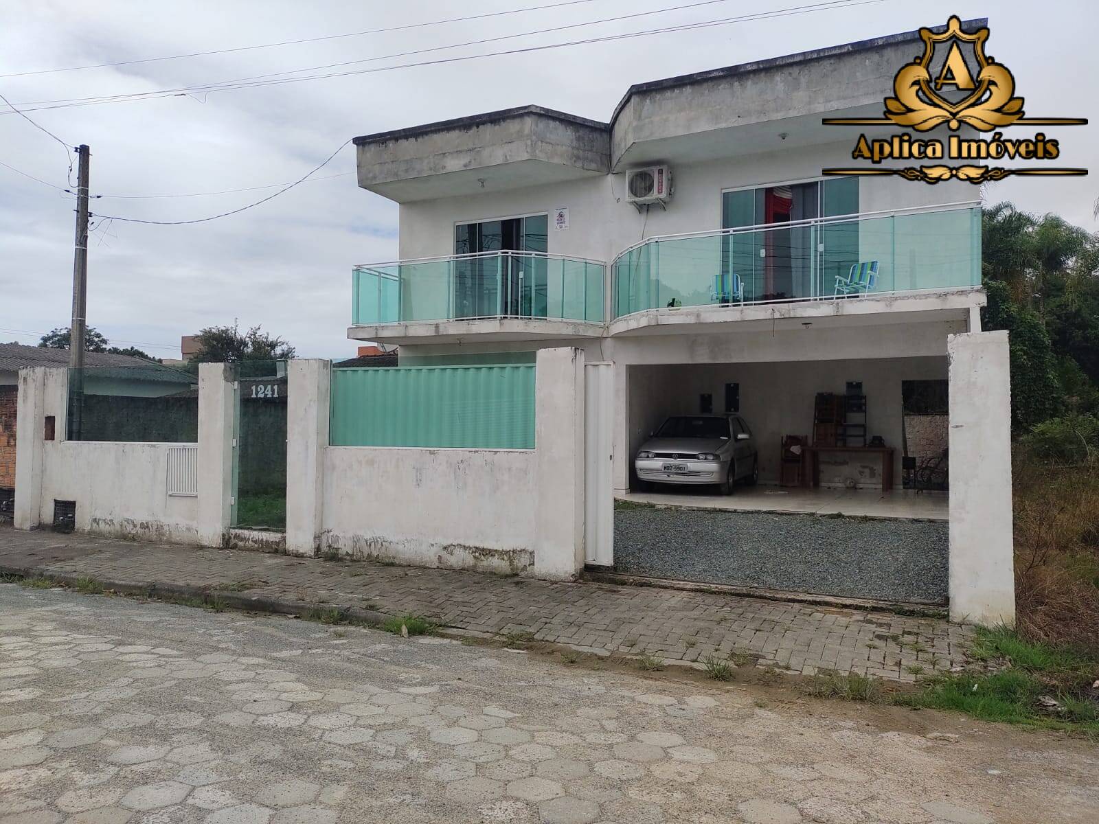 Casa, 4 quartos, 188 m² - Foto 1